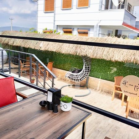 Reynabe Boutique Hotel Дикили Экстерьер фото