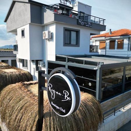 Reynabe Boutique Hotel Дикили Экстерьер фото