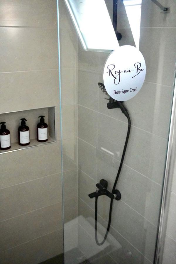 Reynabe Boutique Hotel Дикили Экстерьер фото
